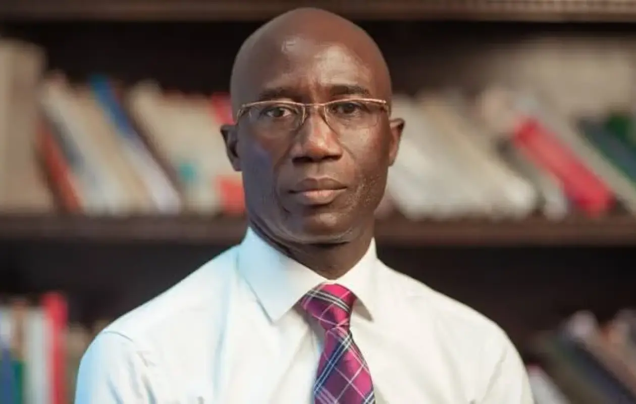 Justice Minister Moussa Sarr Conducts Surprise Night Visit to Overcrowded Rebeuss Prison